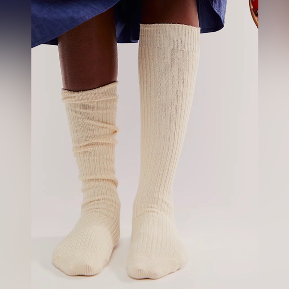 Free People Accessories - Free People Women’s Super Scrunch Solid Socks Ivory